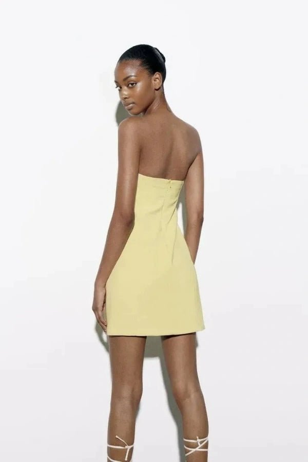 A-line dress with an elegant cutout design, perfect for formal occasions. 2