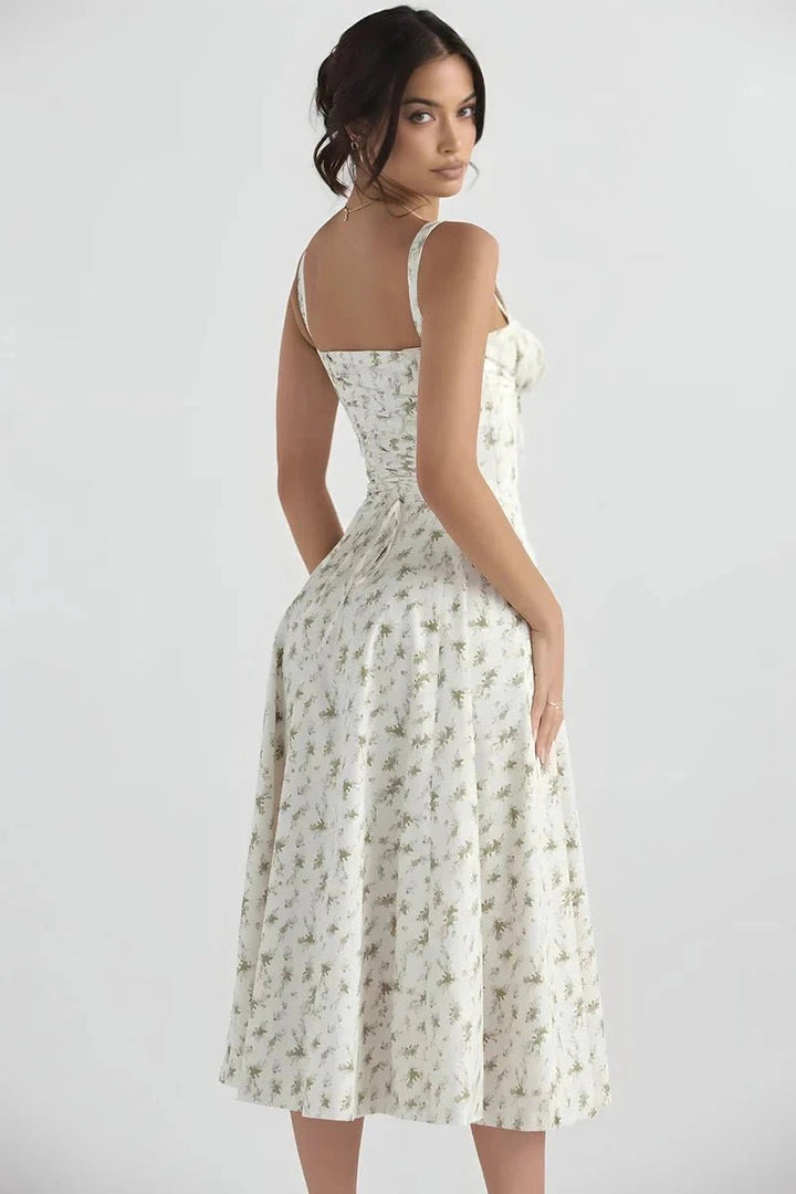 Bustier dress featuring a flared skirt and a side slit, perfect for formal occasions. 2