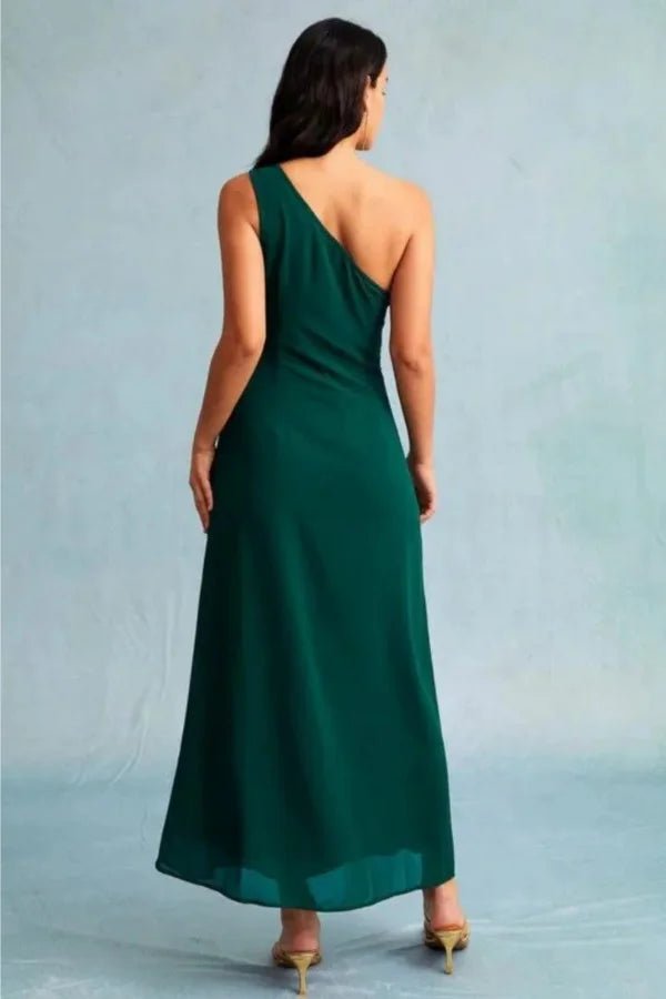 Elegant gown featuring an asymmetrical neckline and a thigh-high slit, perfect for formal occasions. 1