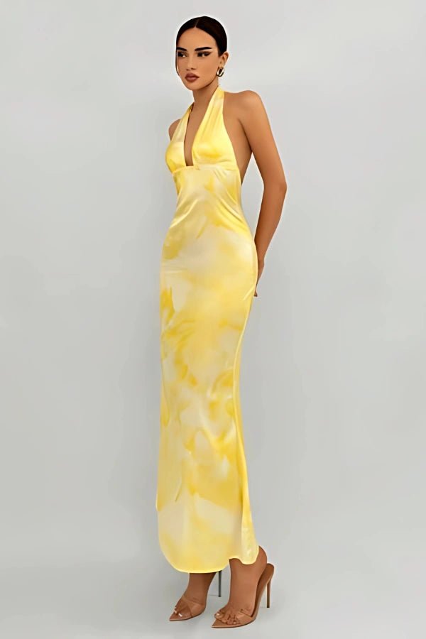 Elegant gown featuring a daring plunge neckline and a flowing silhouette, perfect for formal occasions. 3