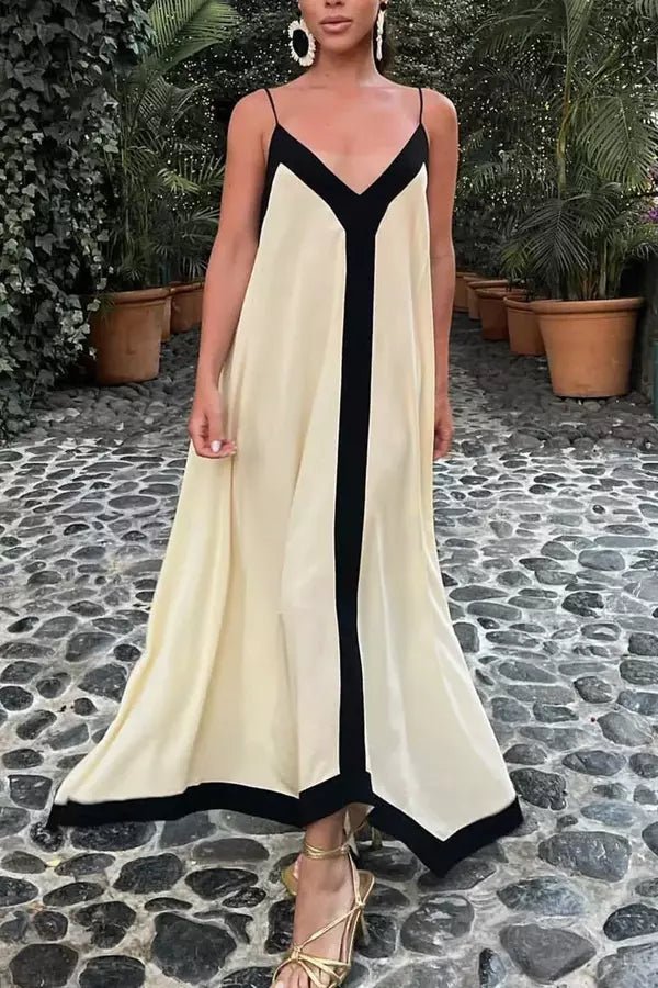 Elegant long dress featuring a sculpted silhouette, perfect for formal occasions. 1