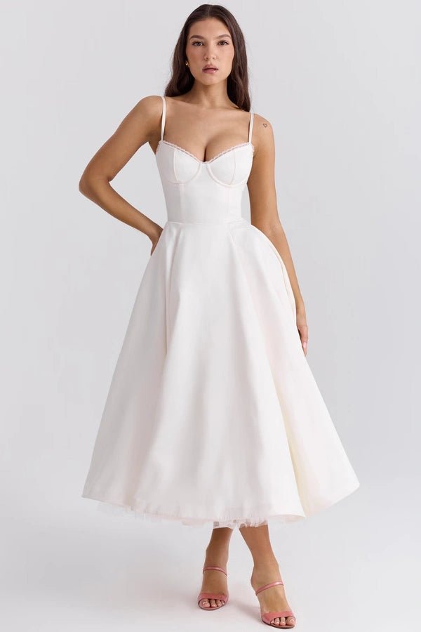 Elegant midi dress featuring a flowing tulle skirt, perfect for formal occasions. 2
