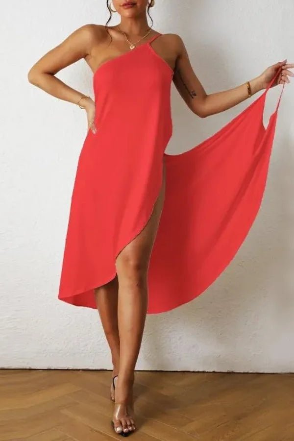 Elegant midi dress featuring a flattering silhouette, perfect for formal occasions. 2