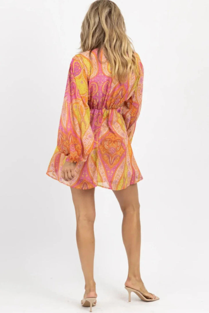 Elegant midi dress featuring a plunge neckline and twist knot detail, perfect for formal occasions. 3