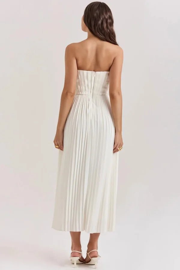 Elegant midi dress featuring a sweetheart neckline and a pleated skirt, perfect for formal occasions. 3