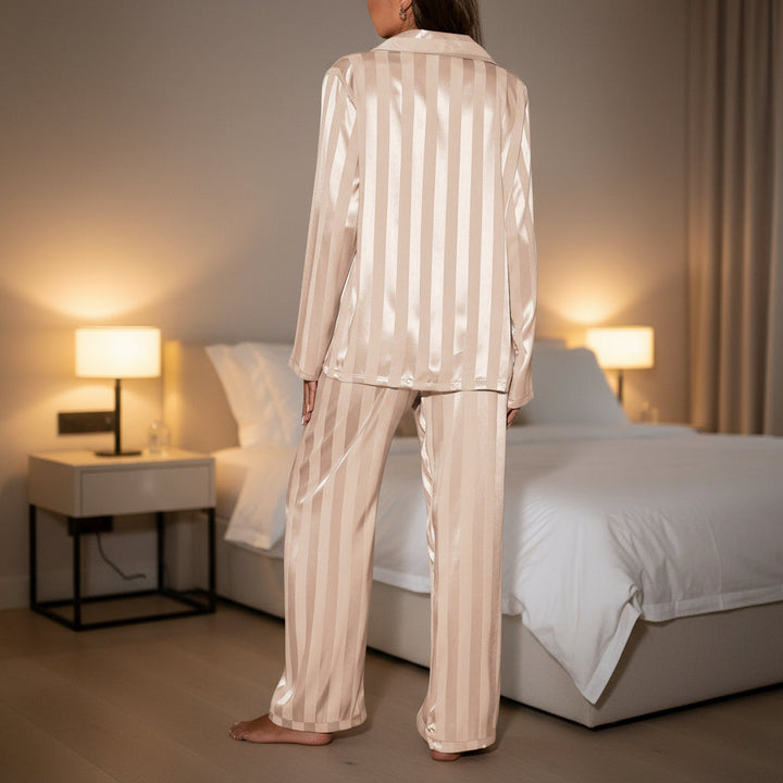 Luna – Dames Pyjama | Elegante Ademend Ontwerp voor Luxe Comfort - 2