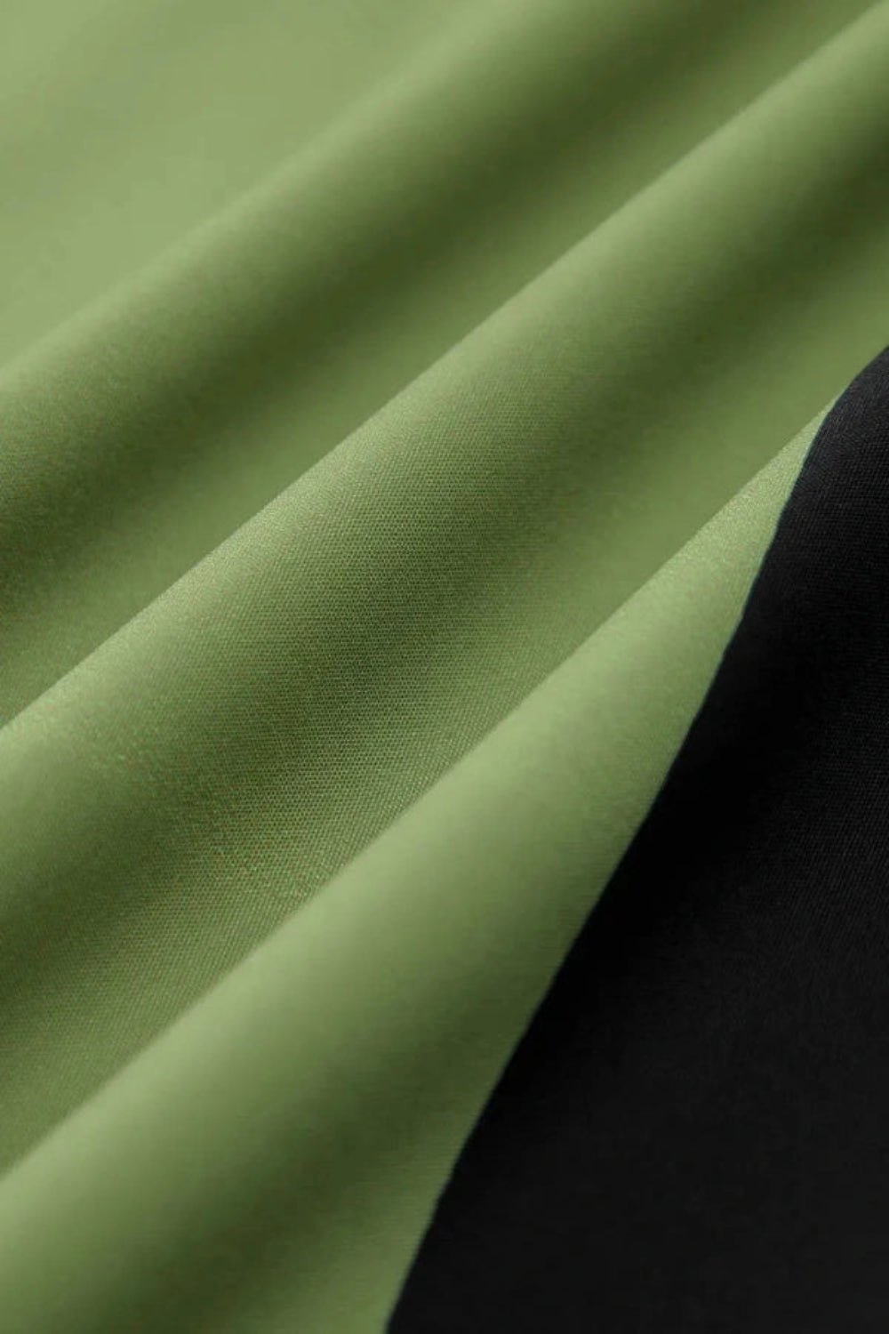Strapless maxi dress with a column silhouette. 6