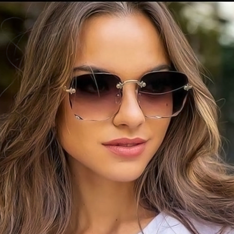 Women's Stylish UV400 Sunglasses | Elegant Lightweight Summer Shades-Mykonostore-Mykonostore